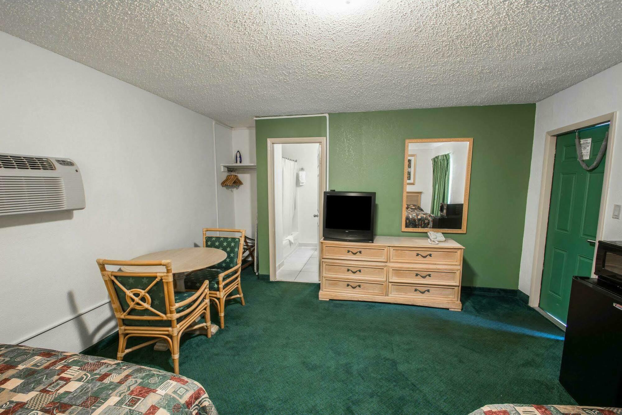 Inn Rodeway Pierce Us Highway 1 Fort Pierce